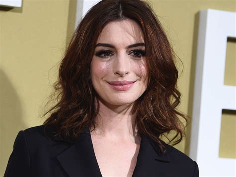 Anne Hathaway: I was told 'don't gain weight' at 16 .